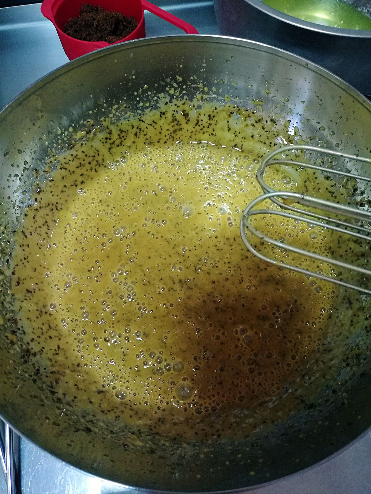 让我们一起学习核桃蔓越莓红枣糕（分蛋法）的做法吧