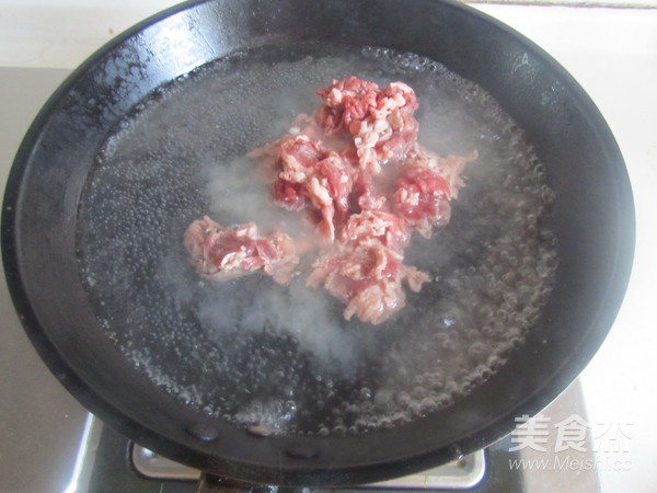 酸汤肥牛的做法