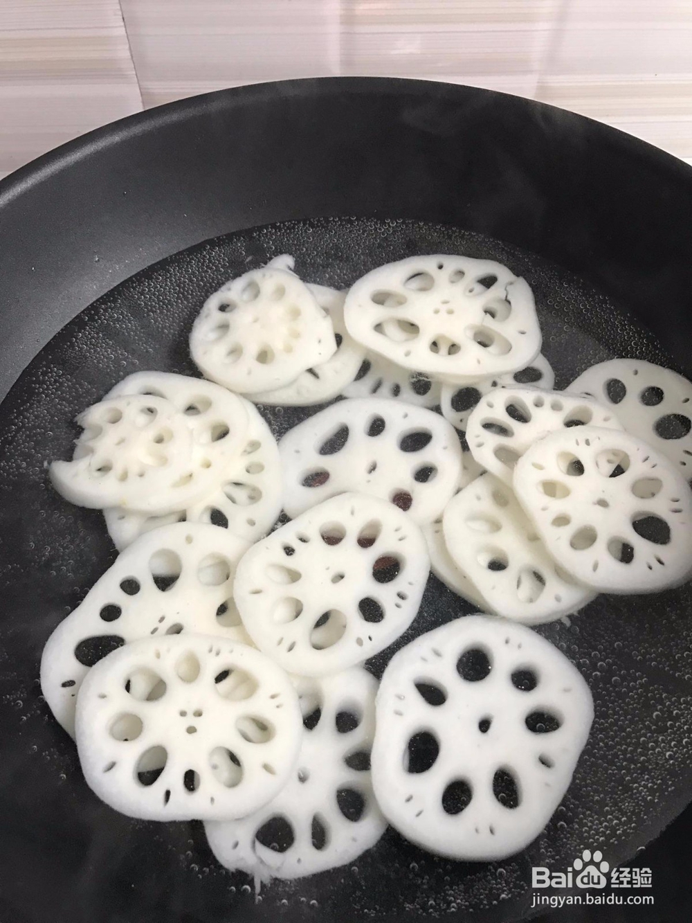 藕的做法——藕片炒肉