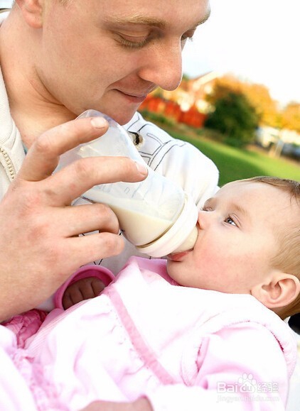 宝宝鼻塞了如何应对。
