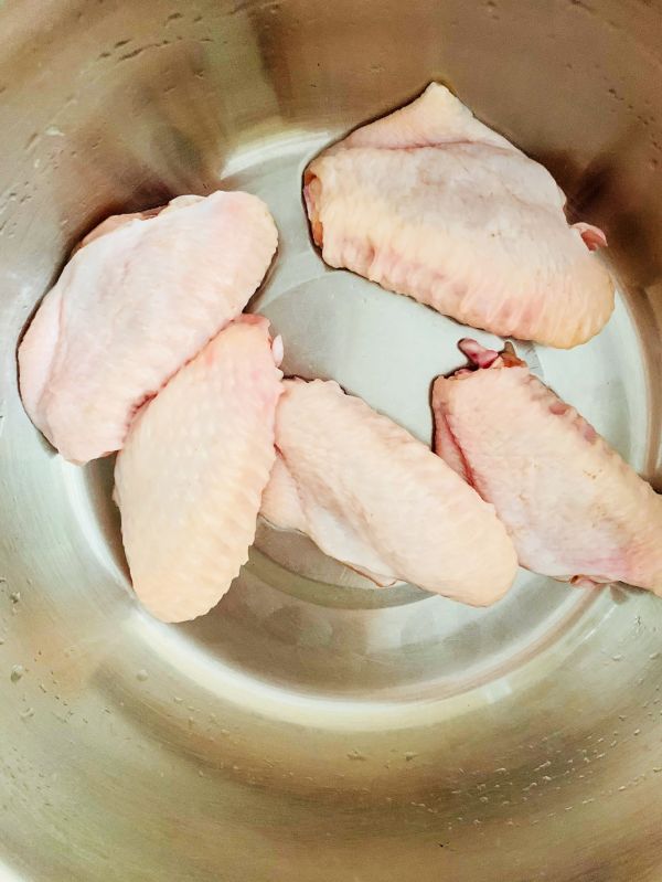 黑胡椒蒜香鸡翅