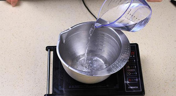 夏日清凉的芒果布丁的做法，你确定不要看一下吗？