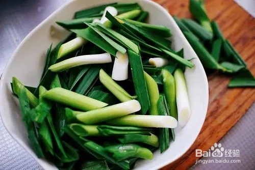 青蒜苗炒鹅蛋