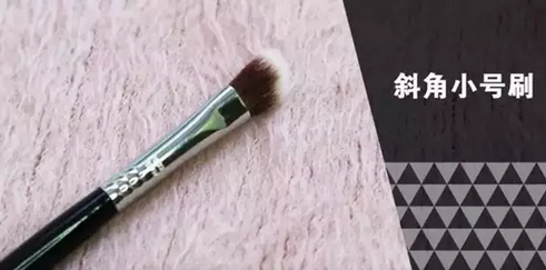 化妆刷都是怎么用的呢