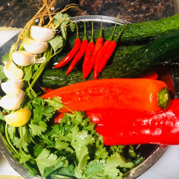 爽口拌红椒青瓜