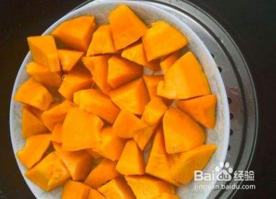 如何在家自制想喷喷的南瓜饼