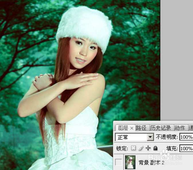 PS调出外景美女图片漂亮的暗调青绿色