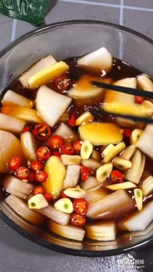 做法简单又非常美味的腌萝卜如何制作