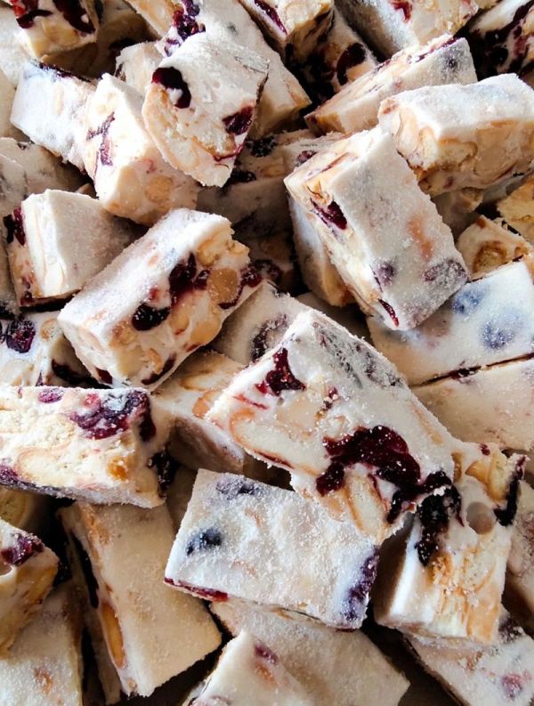 喜庆花生牛轧糖