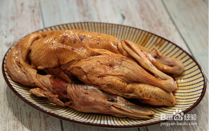 软嫩可口八宝鸭