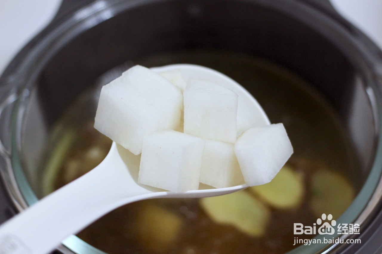 牛腩炖萝卜的做法