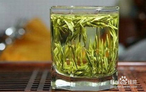 用什么水泡茶最合适