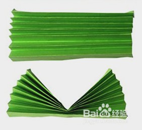 草丛里开的小花怎么折呢