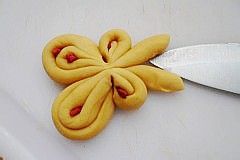 南瓜枸杞蝴蝶卷