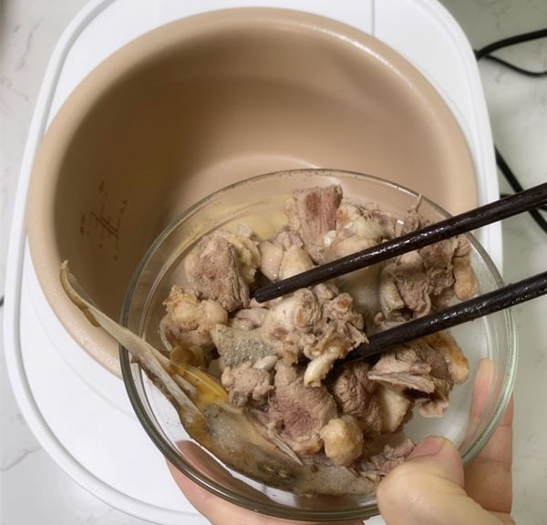 老鸭冬瓜薏米汤