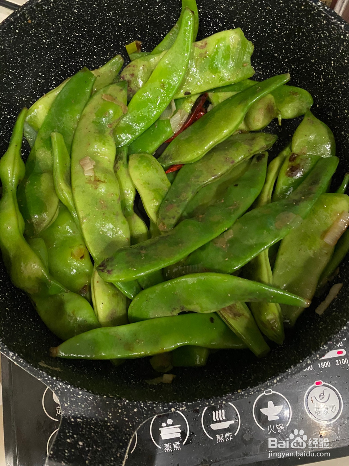 东北菜豆角炖排骨的做法