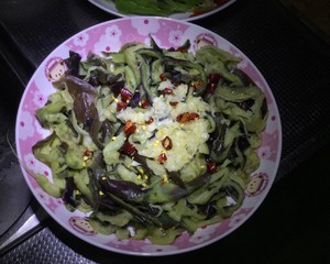 凉拌菜：茄子拌蒜