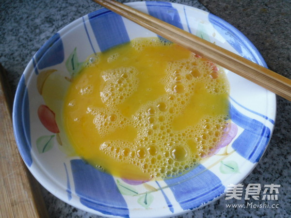 蛋煎馒头的做法