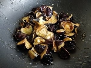 食补养生烧茄子的做法