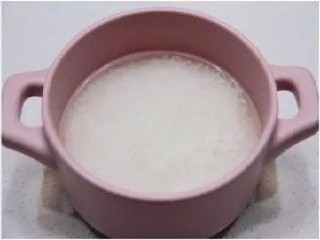 香菇滑鸡煲仔饭怎么做？