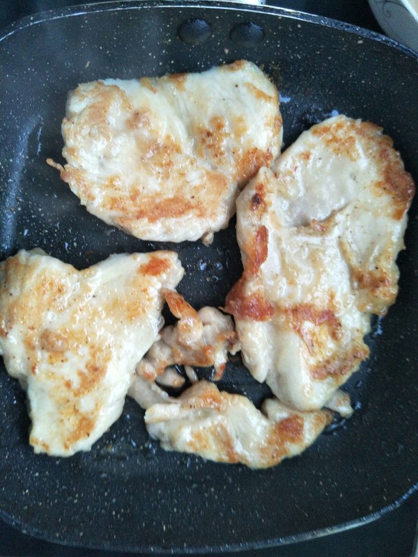 香煎鸡肉的做法