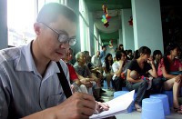 单亲家庭怎么教育孩子？