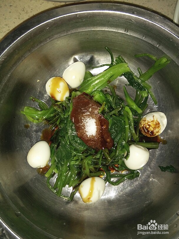 凉拌菠菜鹌鹑蛋