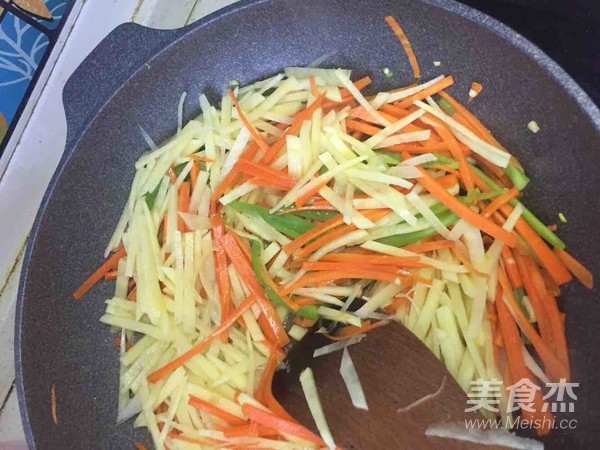 土豆胡萝卜的做法