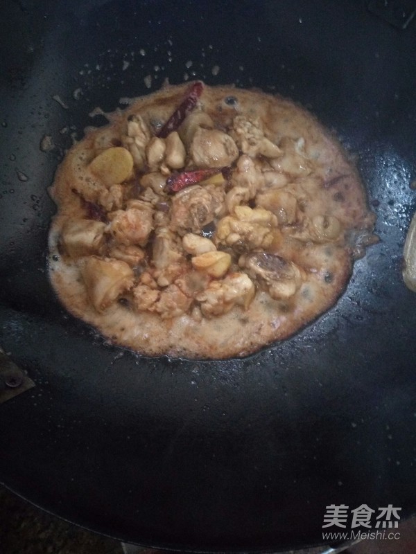 小鸡炖蘑菇的做法