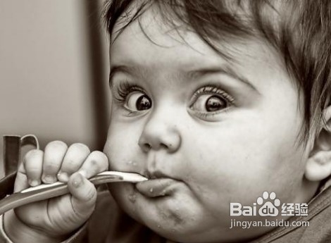 宝贝噎着了该如何解决?