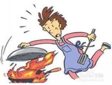 如何扑灭厨房火灾