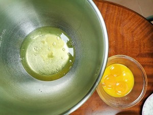 超简单的美味早餐蛋糕卷制作教学