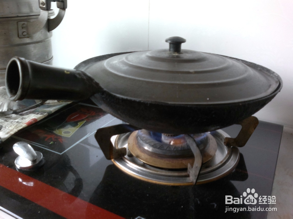 开春应季菜竹笋木耳炒蒜苗的做法