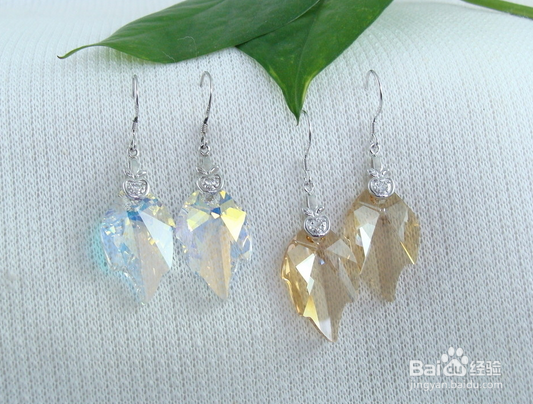 时尚搭配耳环看脸型