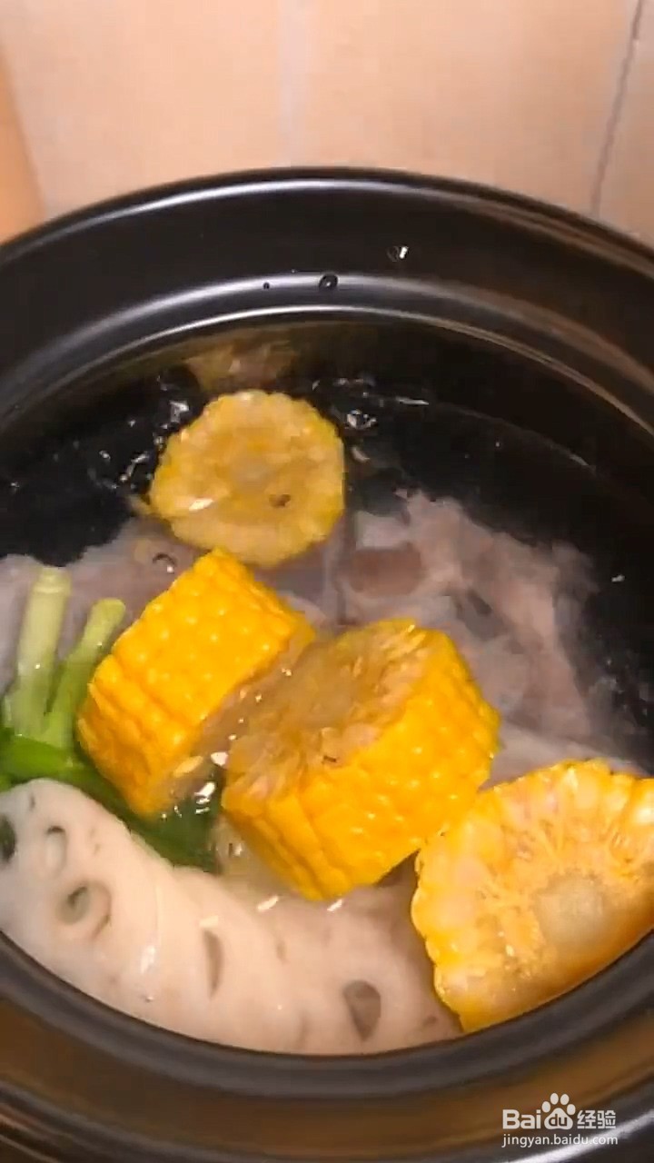 如何制作莲藕排骨汤
