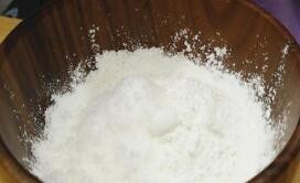 低脂低糖三色发糕的做法