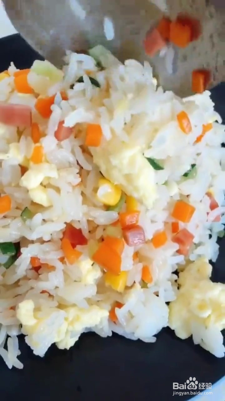 如何制作素菜蛋炒饭