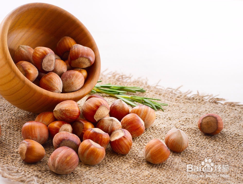 聪明宝宝必备的八种坚果！！！