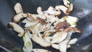 鲜嫩的冬瓜火腿汤
