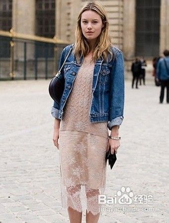 民族服饰特点的配搭方式