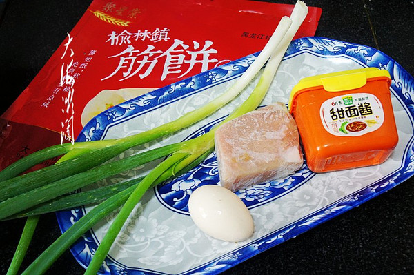 京酱肉丝卷筋饼