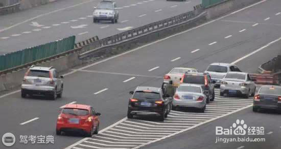 这些地方停车要三思！危险指数很高！