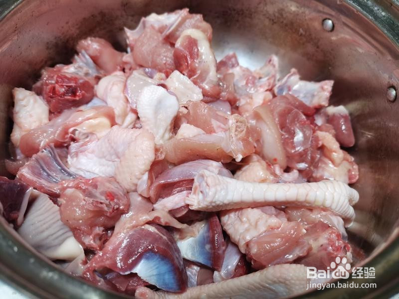 砂锅三杯生蚝焗鸡的做法