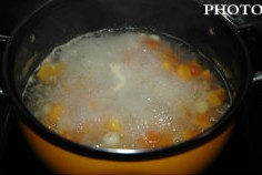 木瓜银耳莲子汤