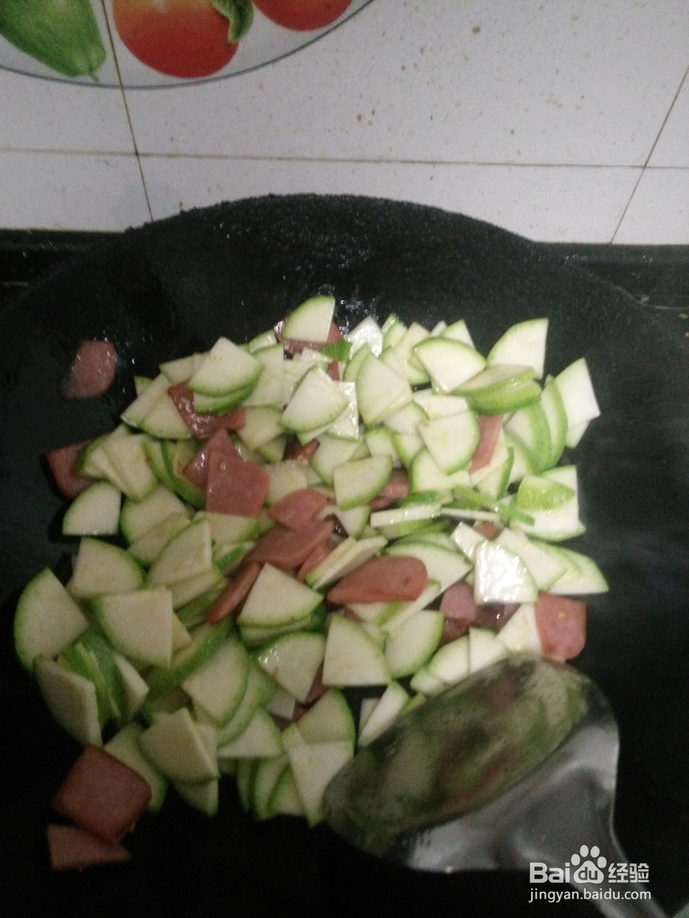 如何制作火腿炒西葫芦