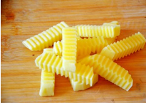 金葱土豆烧海参