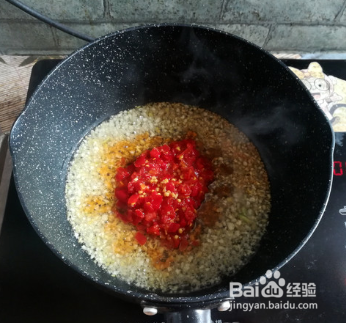 如何烹饪美味可口的剁椒鱼头