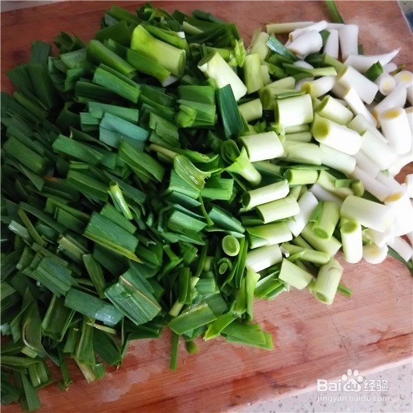 腊肉烧大蒜的做法