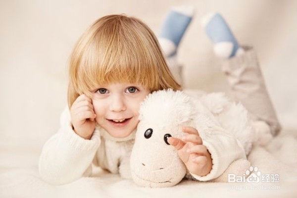 宝宝每次出去玩都不回来怎么办