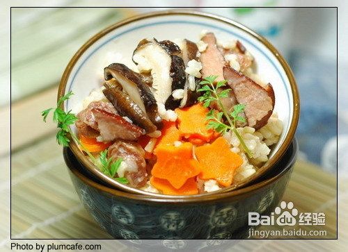 虾米腊肠腊肉香菇胡萝卜糙米饭的做法